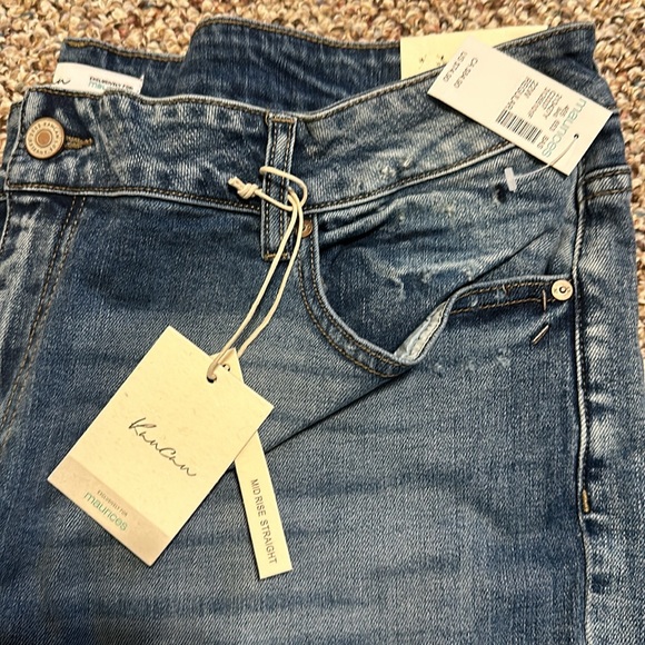 👖KanCan👖Plus size, KanCan, mid rise straight jean. Size 22W x 30L. - Picture 8 of 10